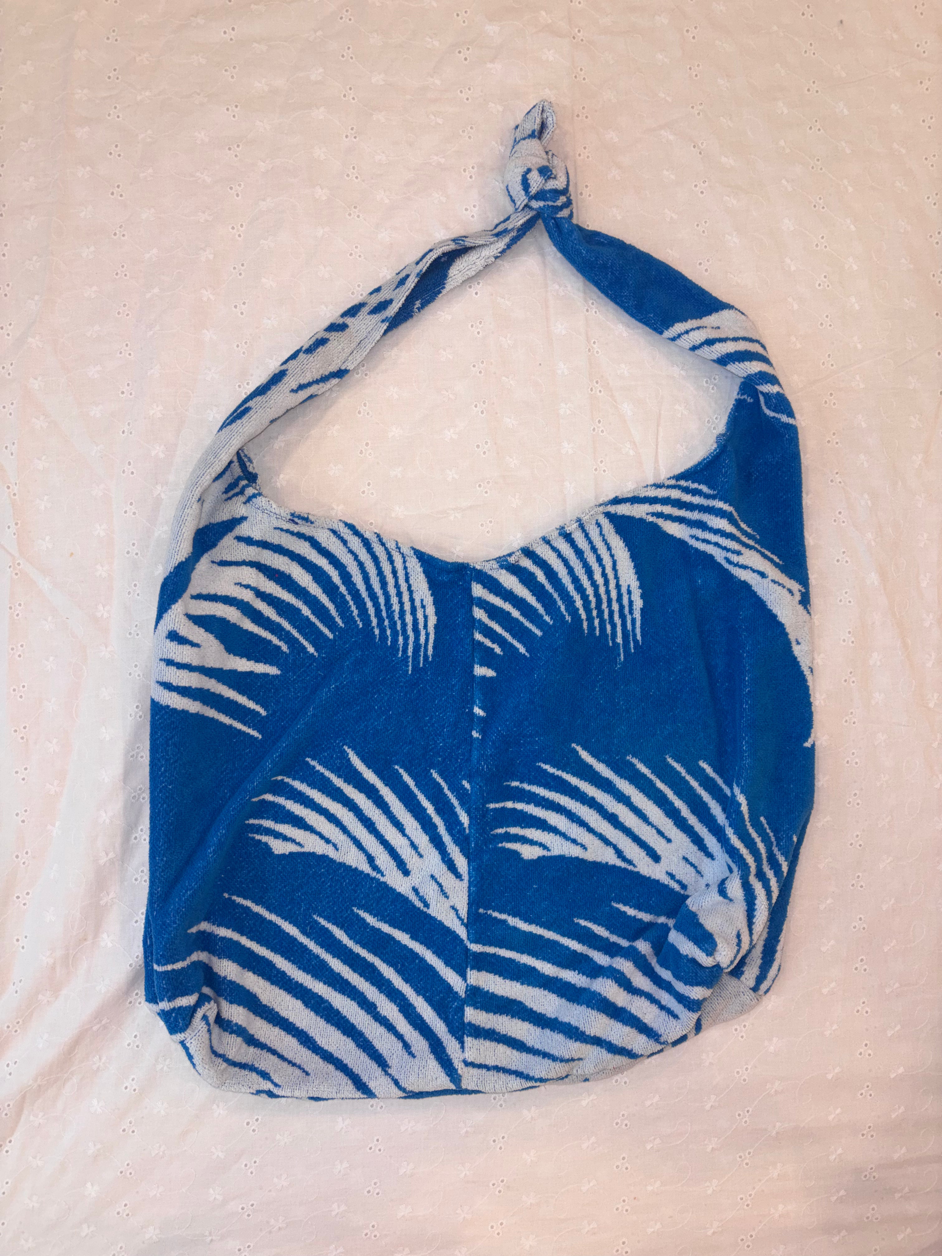 Ho'ololi TOWEL EKE - Large & Large Knotted
